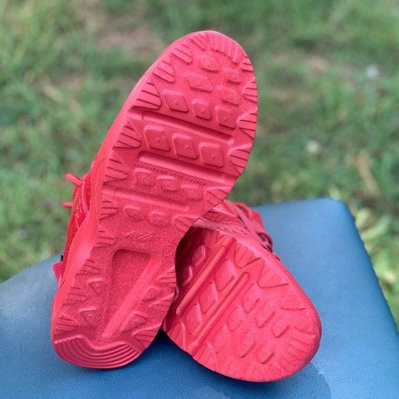 Avia Women's Braced Sneakers Lightweight Shoe New - Picture 5 of 10